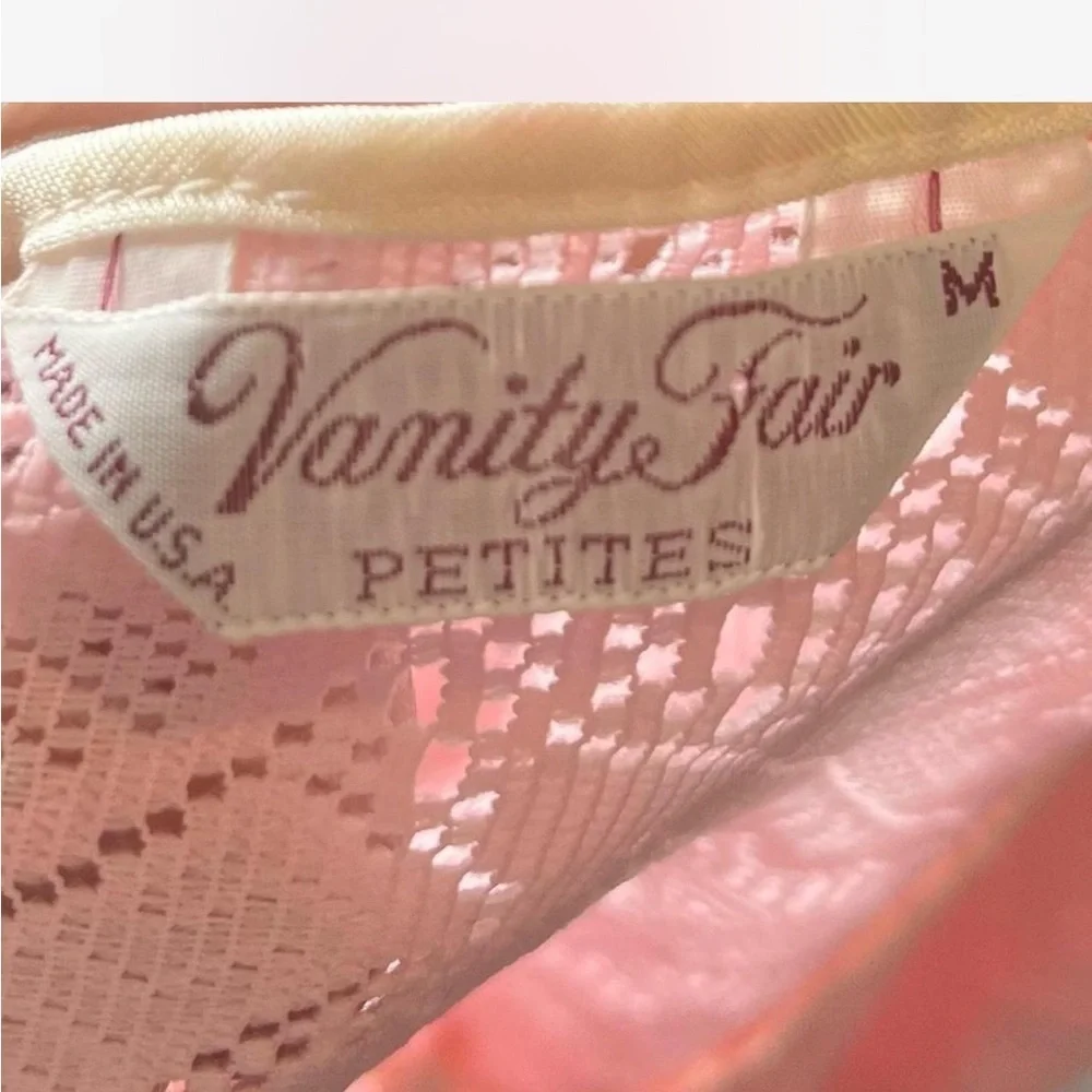 Vintage 70s Vanity Fair Pink Satin Lace Robe | Long Sleeve Boudoir Lounge Size M - Picture 3 of 10